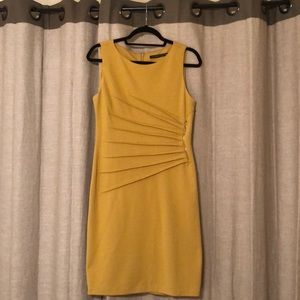 Size 8 - Yellow sleeveless dress
